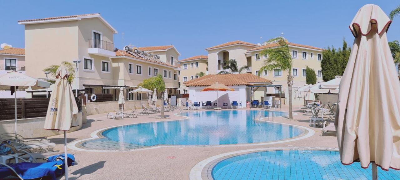 STAY Kyklades Resort&Spa Paralimni Exteriör bild