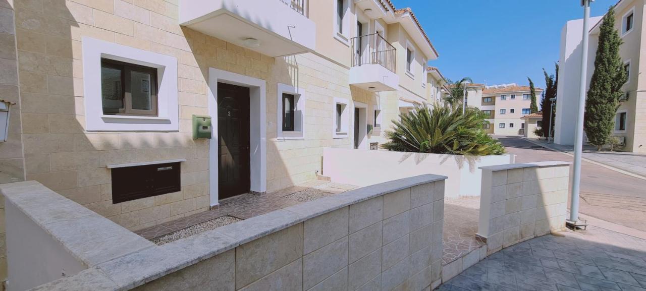 STAY Kyklades Resort&Spa Paralimni Exteriör bild